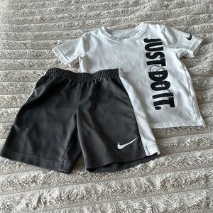 Nike Just Do It T-Shirt and Shorts Set size 6